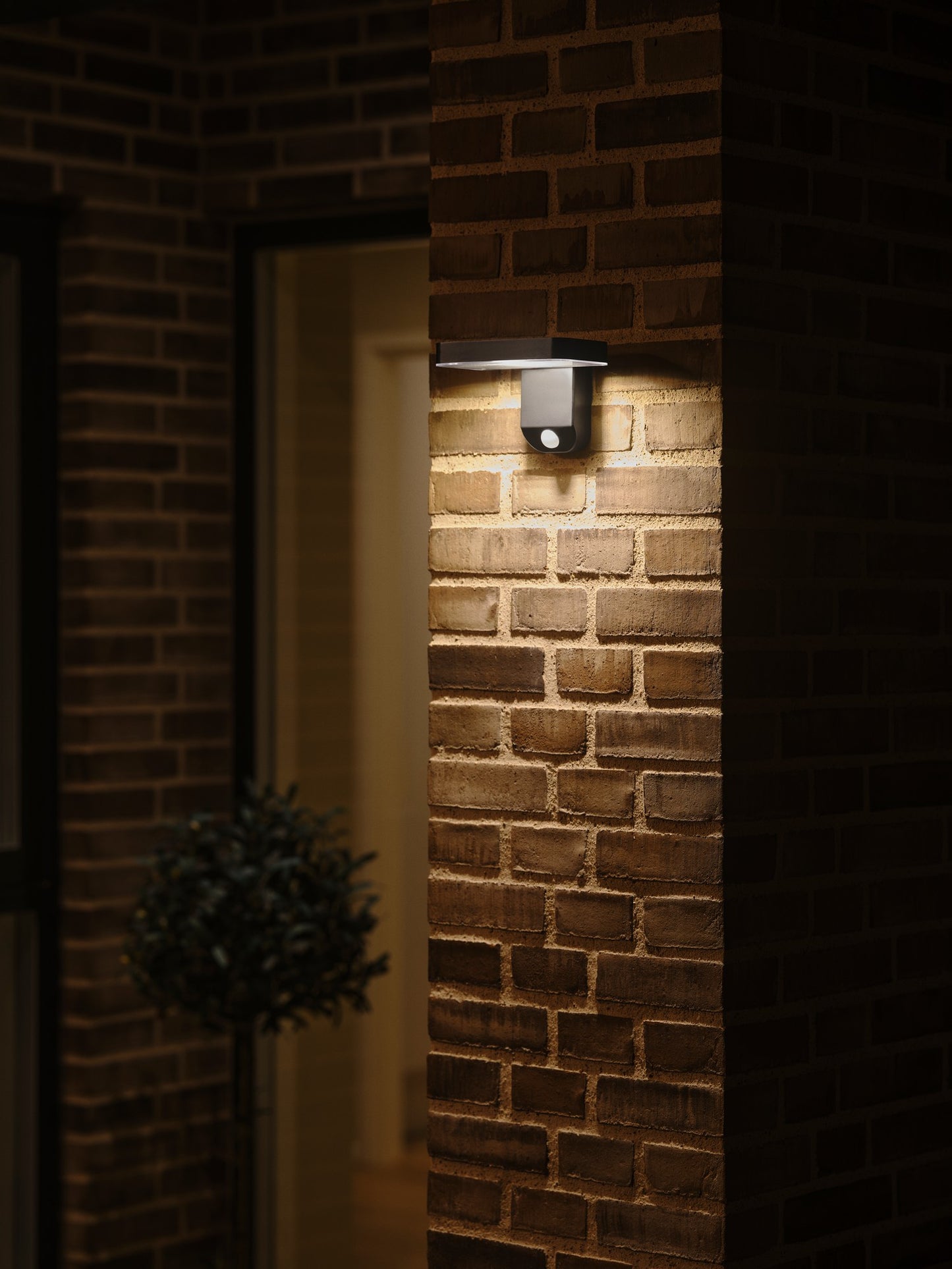 Rica Square Solar - Wall light