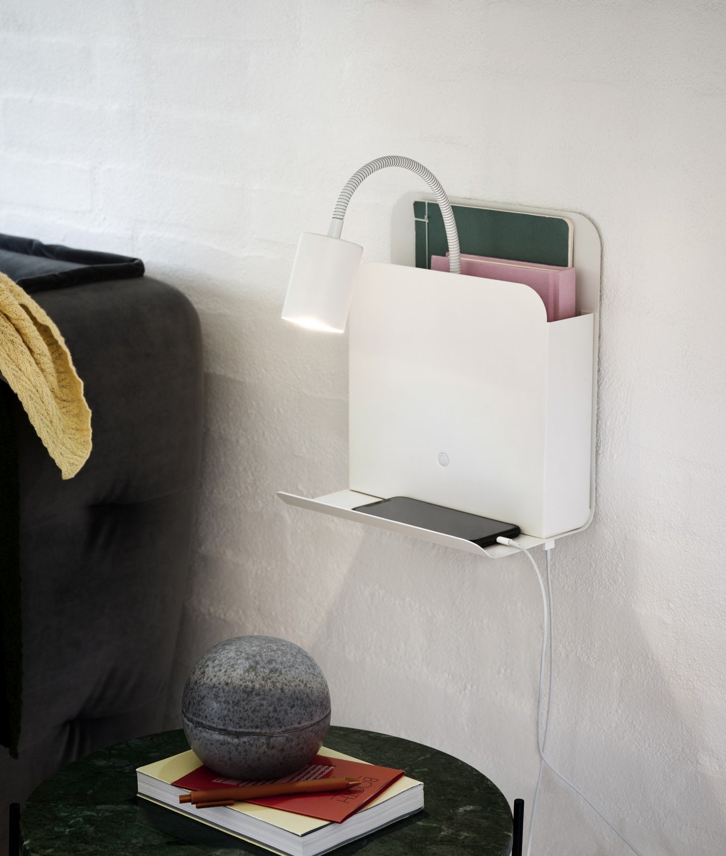Roomi - Wall light