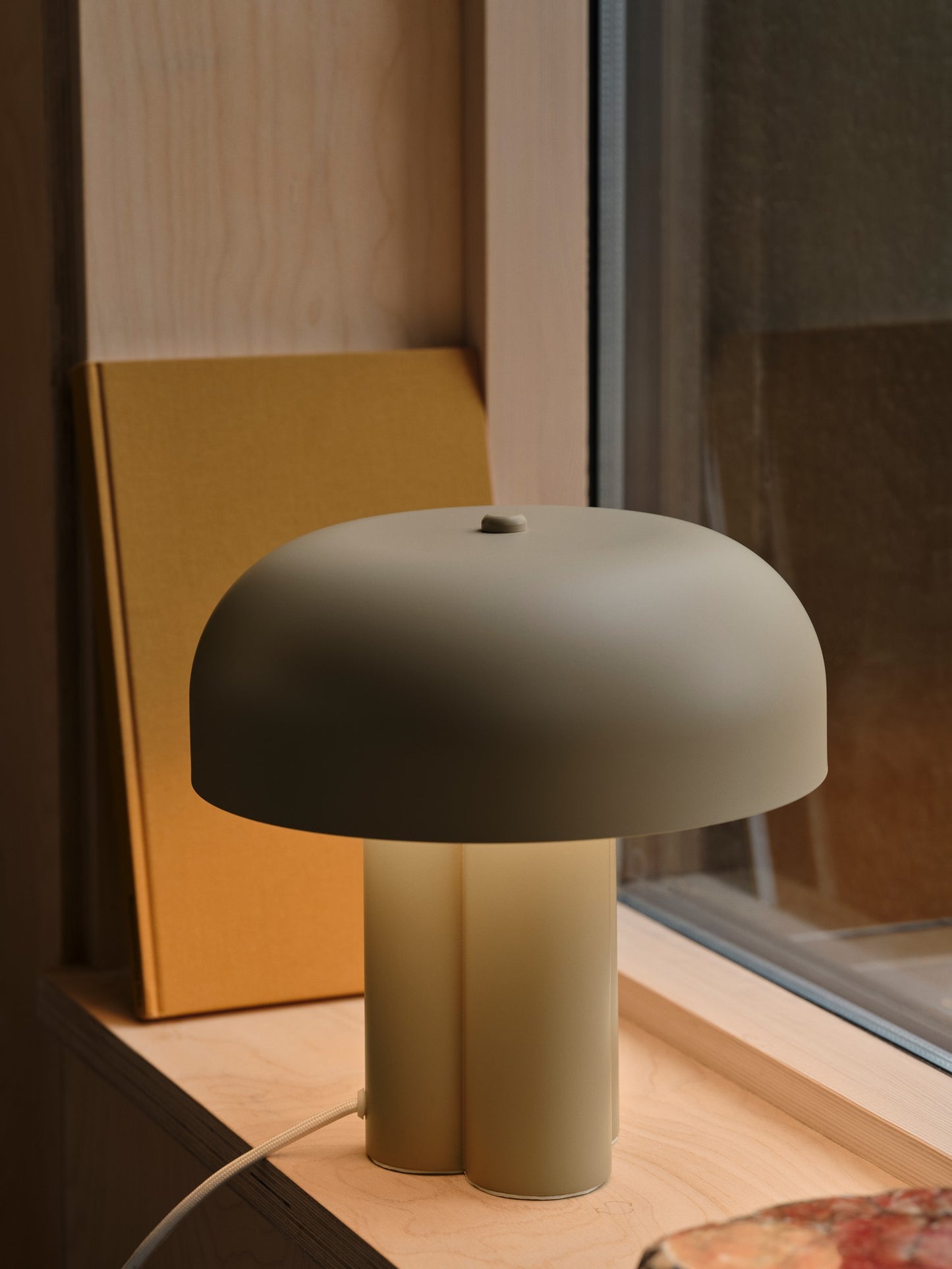 Sandro - Table lamp
