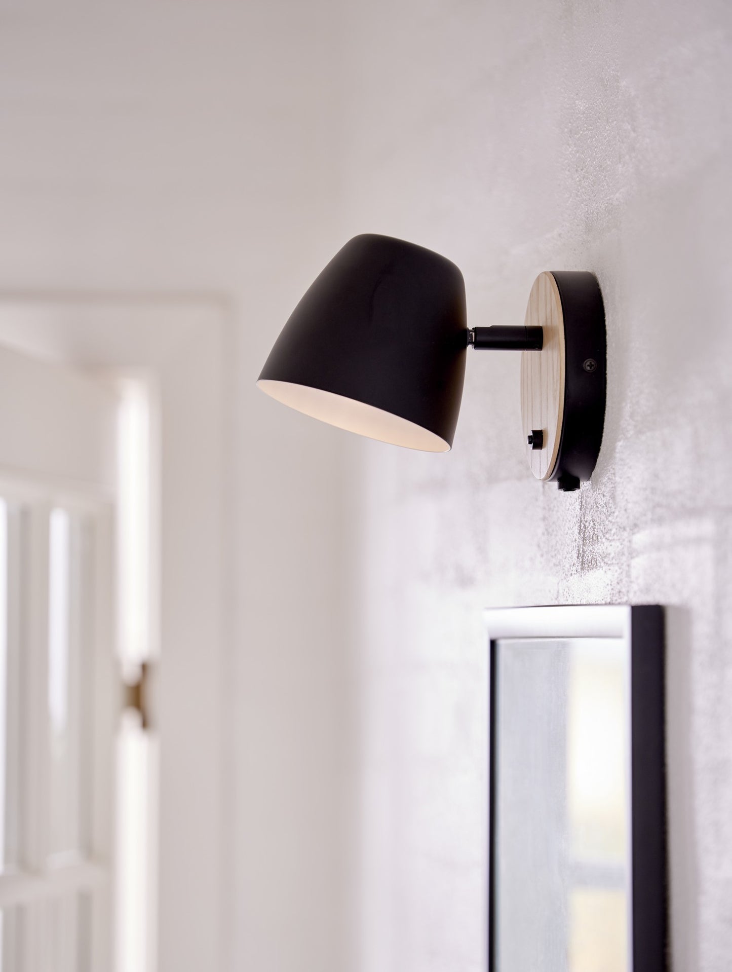Theo - Wall light