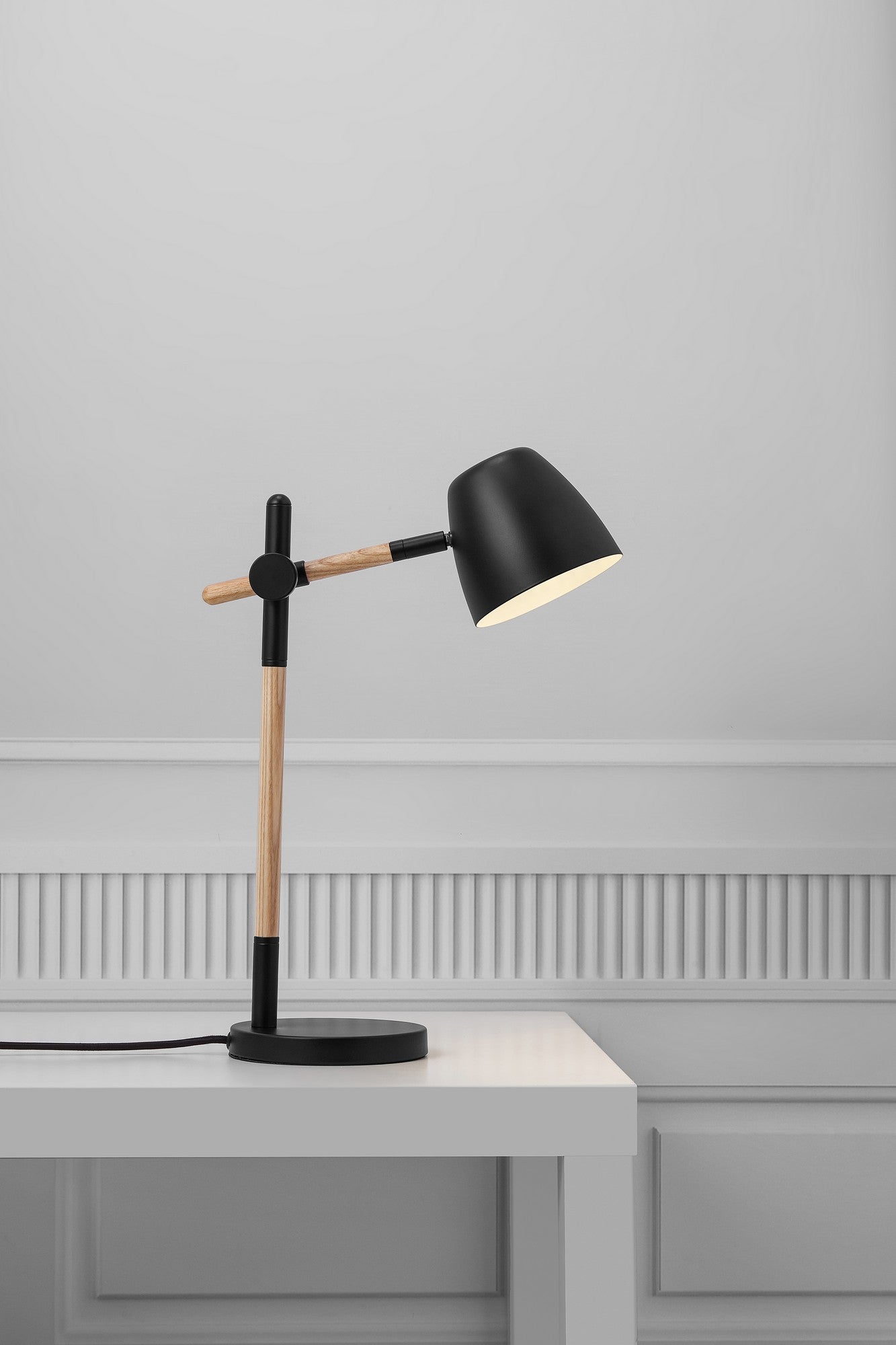 Theo - Table lamp