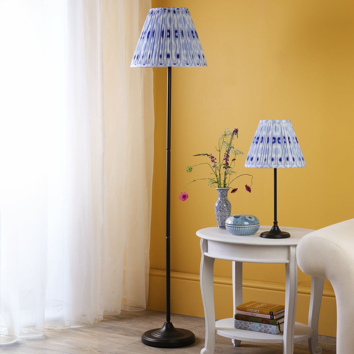 Padme Table Lamp Matt Black With Shade