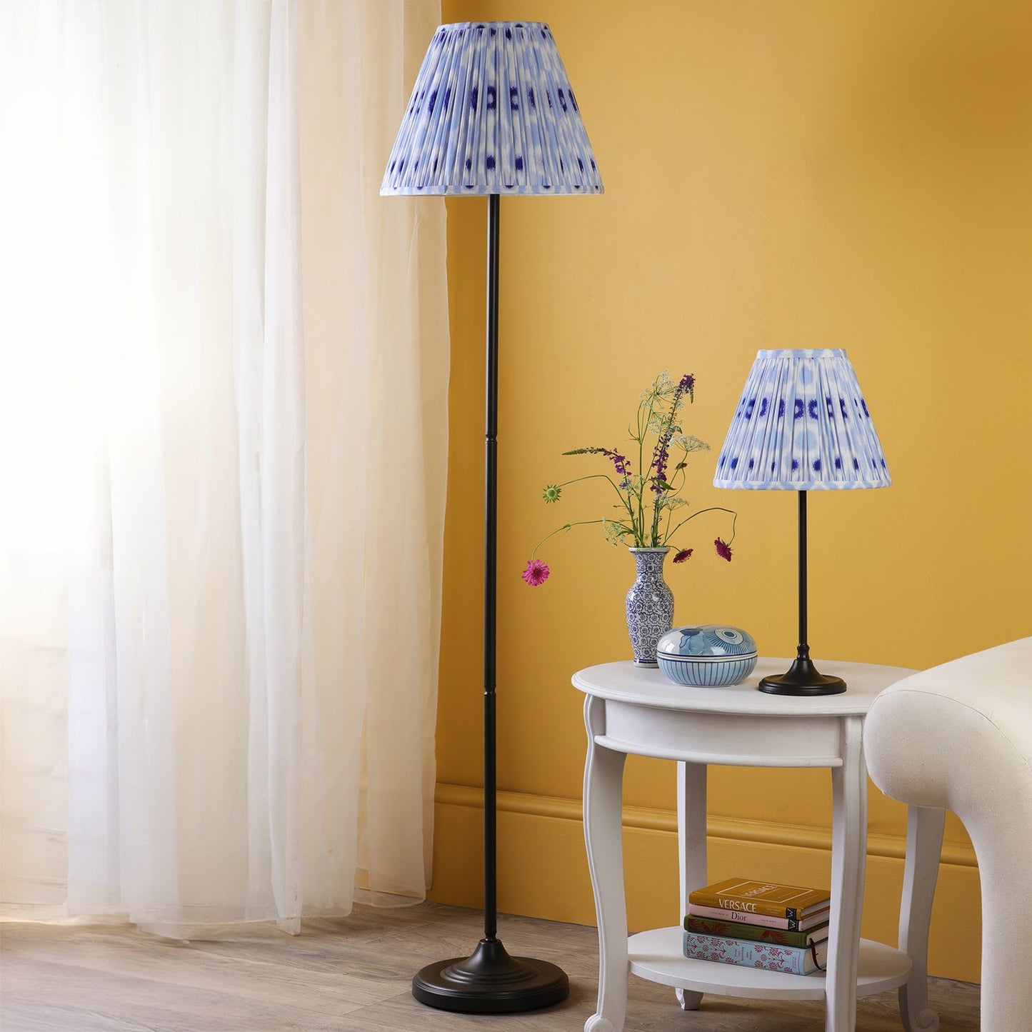 Padme Floor Lamp Matt Black With Shade