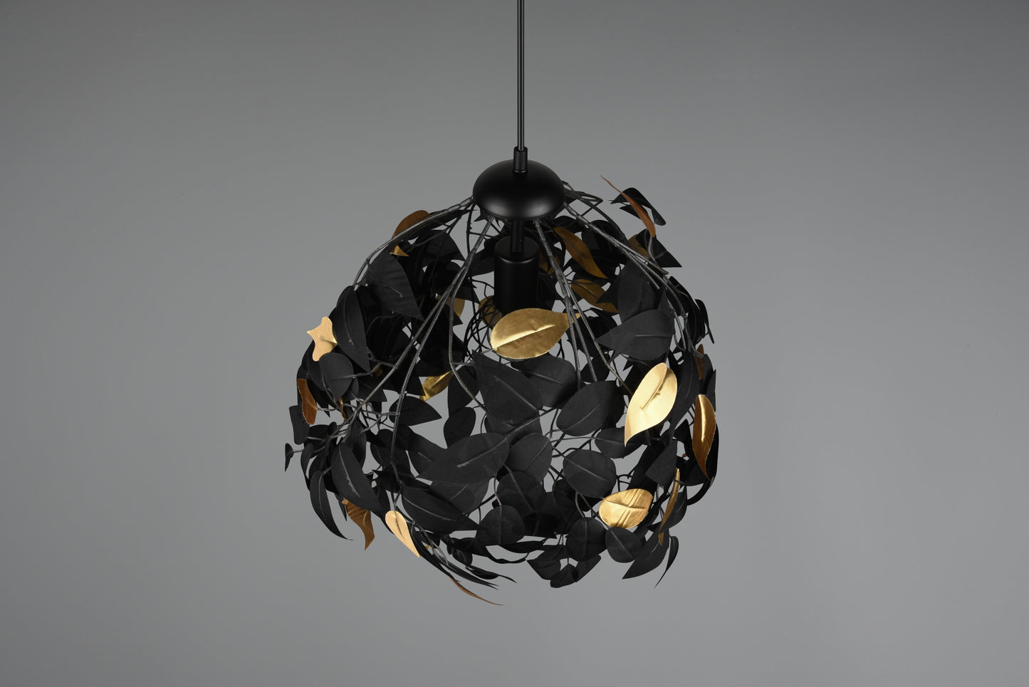 Leavy  - Chandelier - Black - Gold - Reality