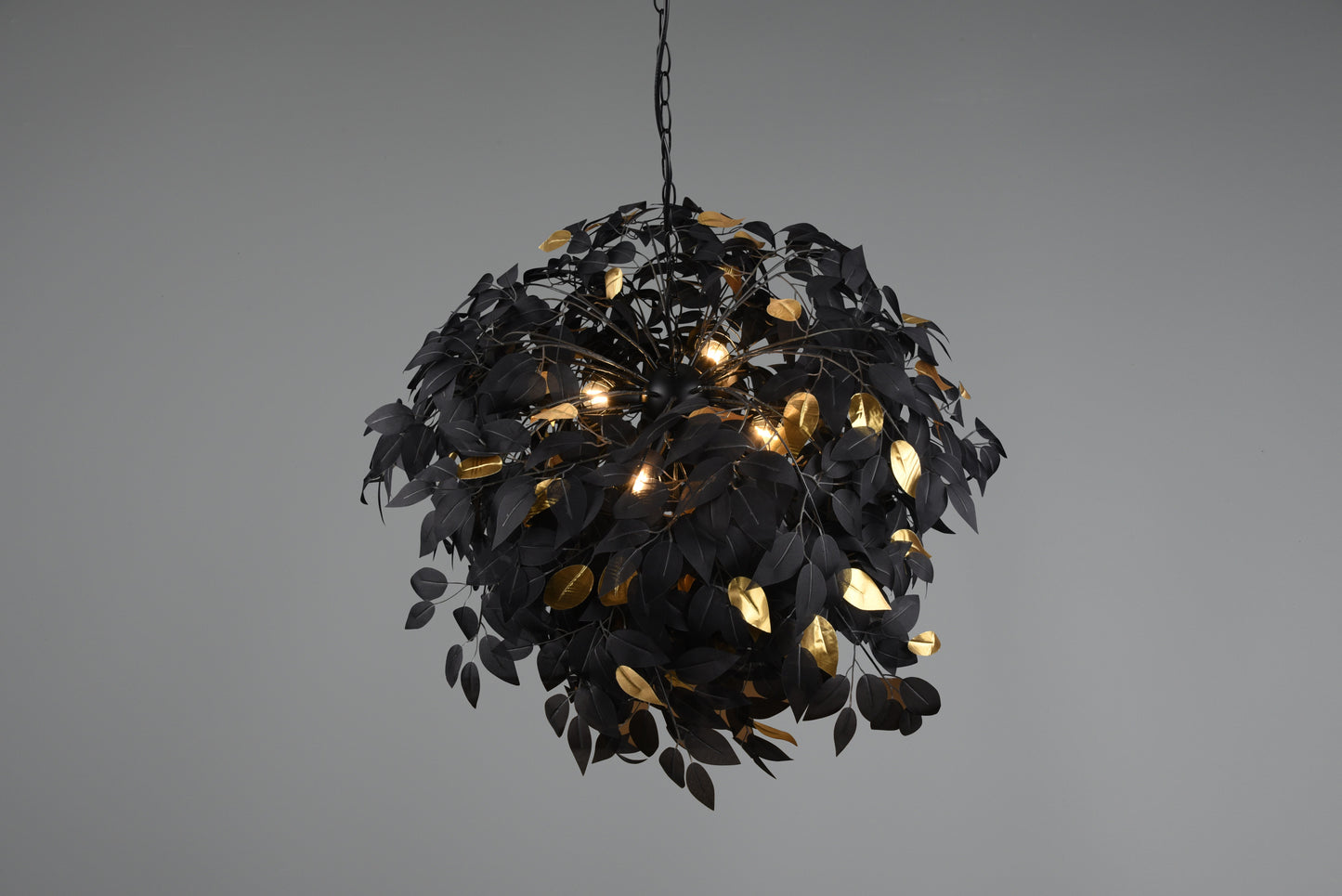 Leavy  - Chandelier - Black - Gold - Reality