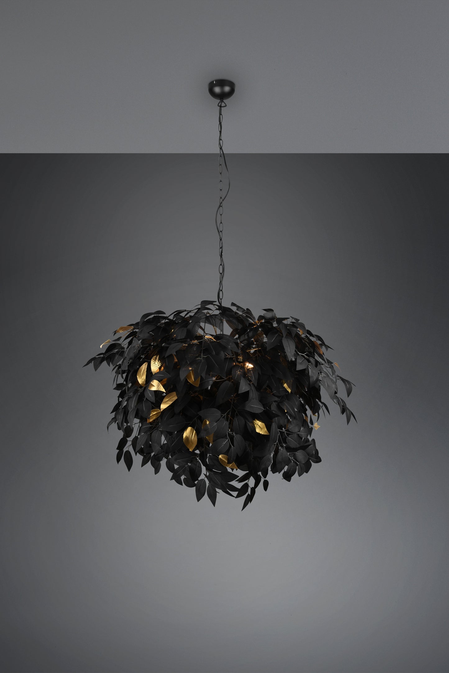 Leavy  - Chandelier - Black - Gold - Reality