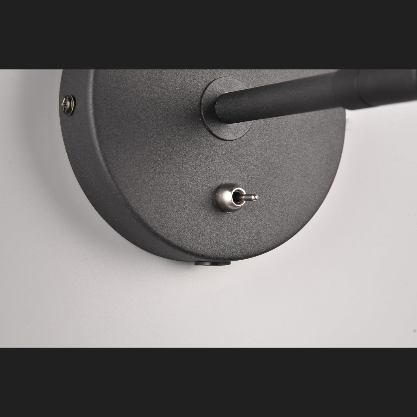 Enzo  - Wall lamp - Black Matt - Reality