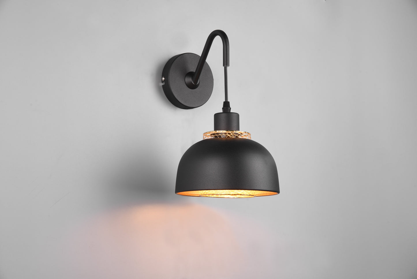 Punch  - Wall lamp - Black Matt - Reality