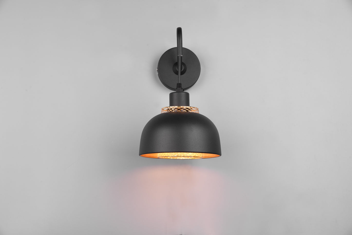 Punch  - Wall lamp - Black Matt - Reality