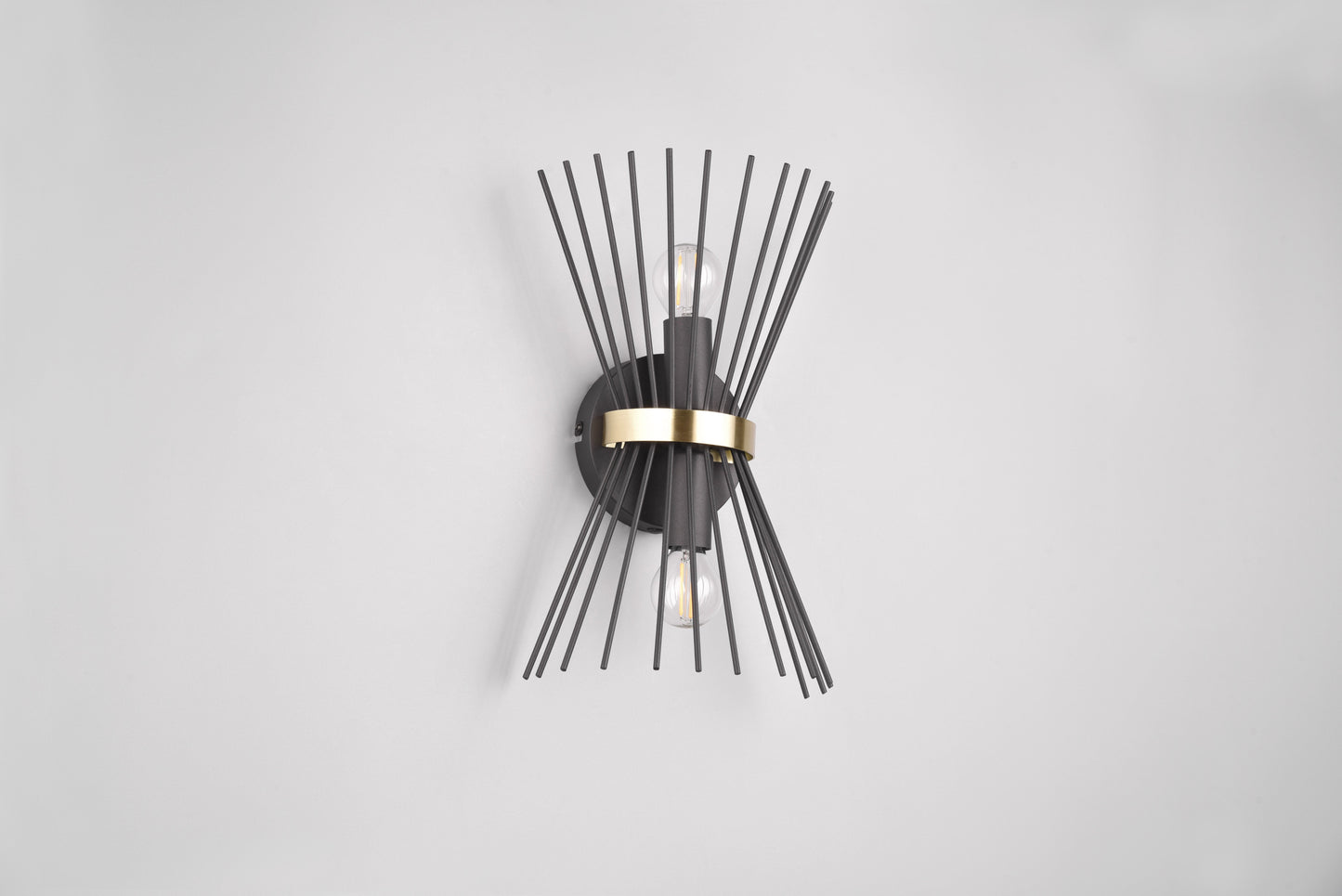 Rod  - Wall lamp - Black - Gold - Reality