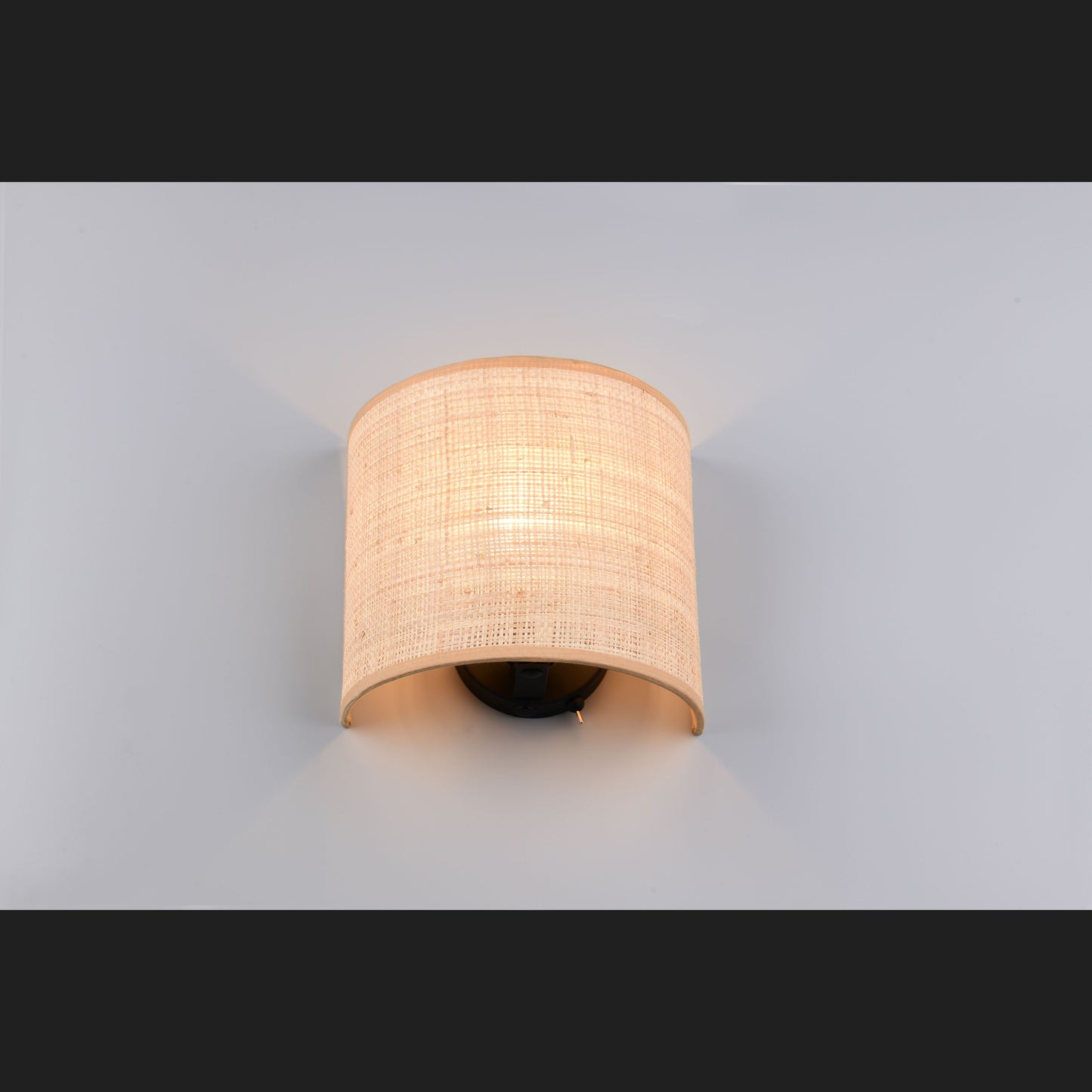 Aimee - Wall Lamp - Natural Finish - Reality - R21851736