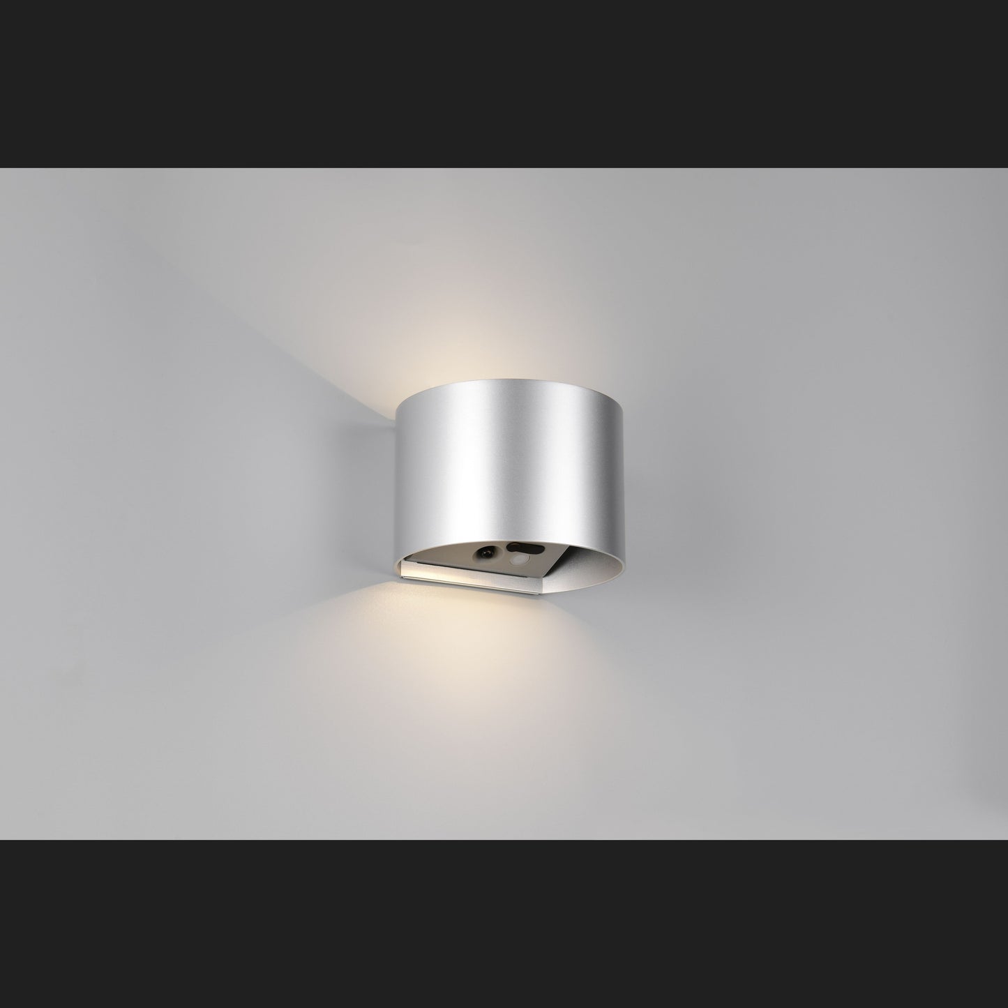 Genie - Wall Lamp - Titanium - Reality - R24161687