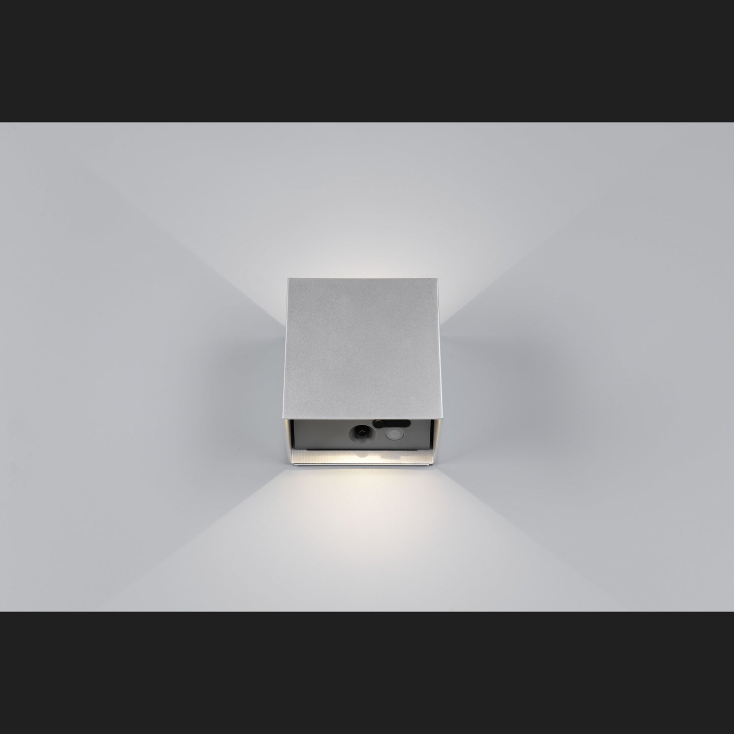 Genie - Wall Lamp - Titanium - Reality - R24169687