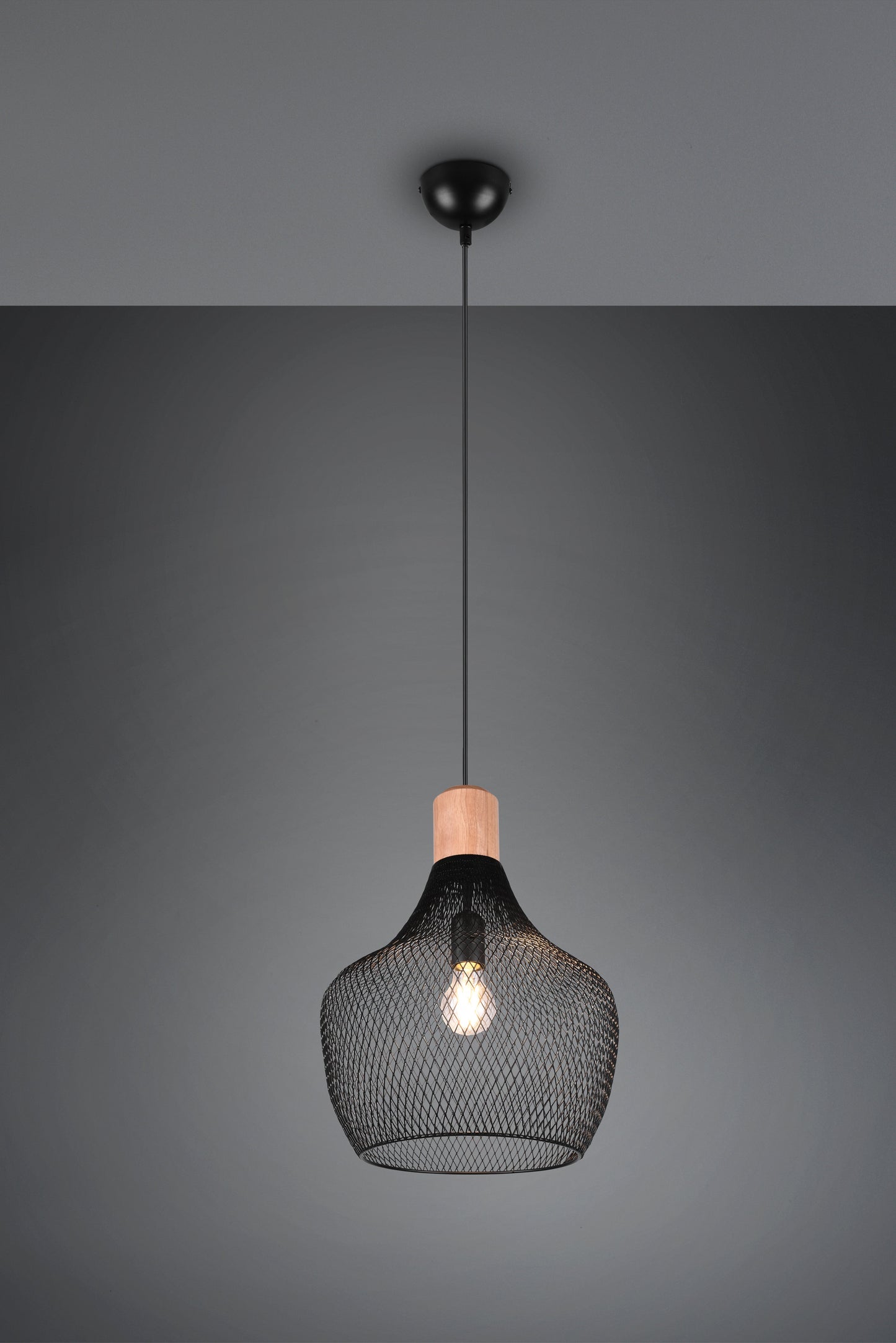 Valeria  - Pendant - Black Matt - Reality