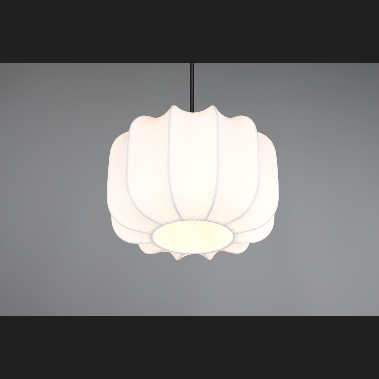 Madeline - Pendant - White - Reality - R31971001