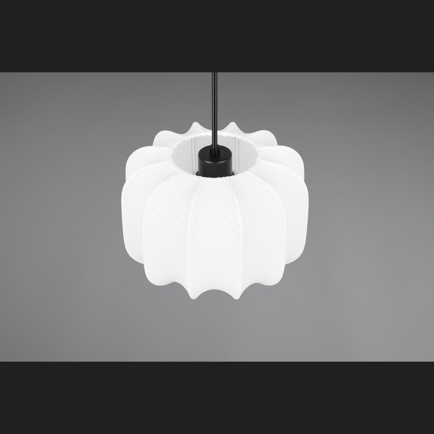 Madeline - Pendant - White - Reality - R31971001