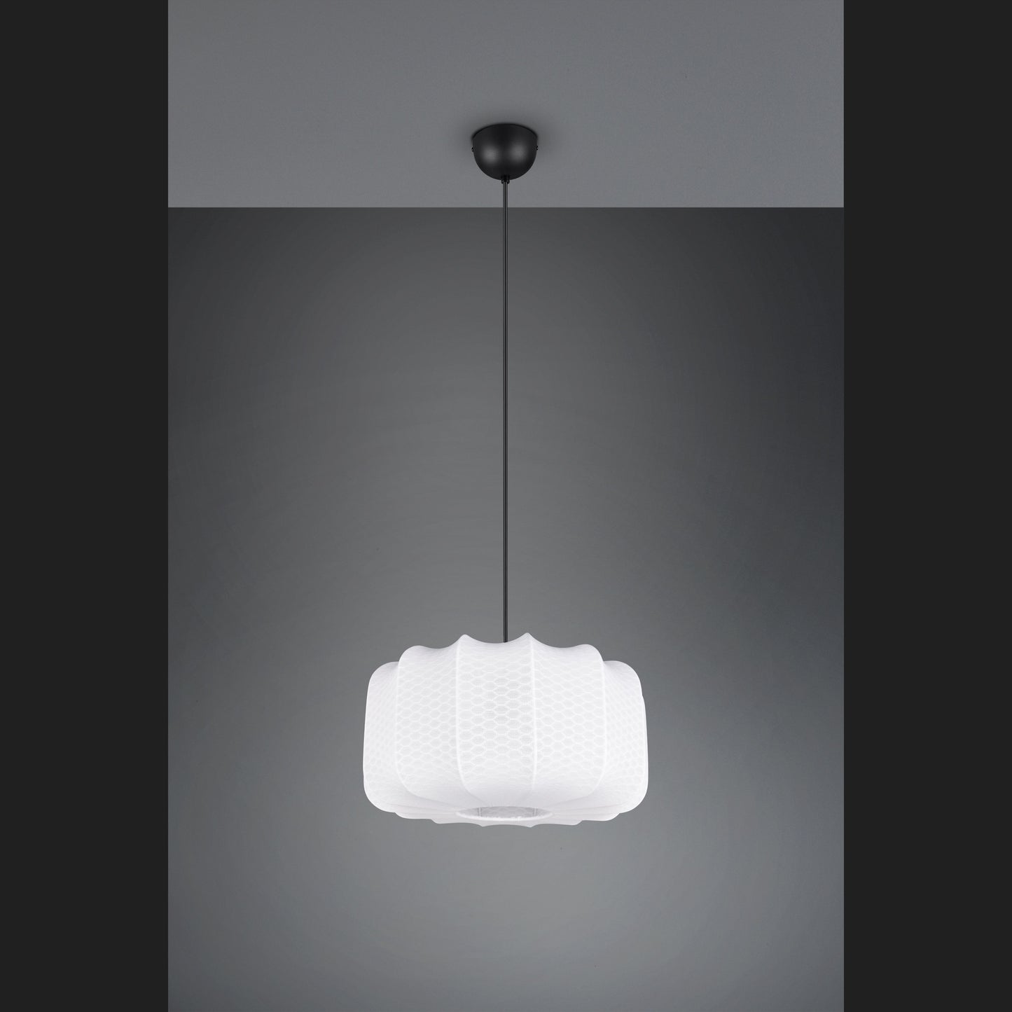 Madeline - Pendant - White - Reality - R31971901