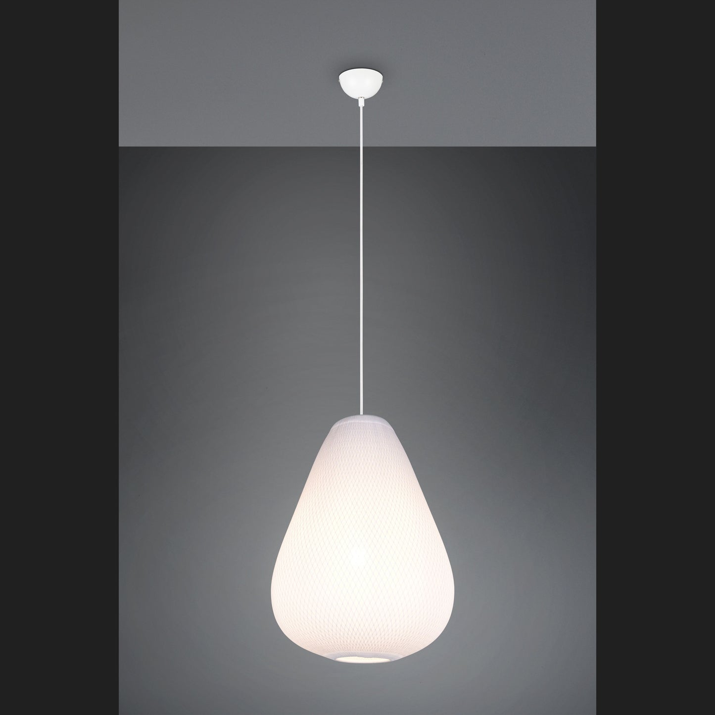 Janine - Pendant - White - Reality - R36241001