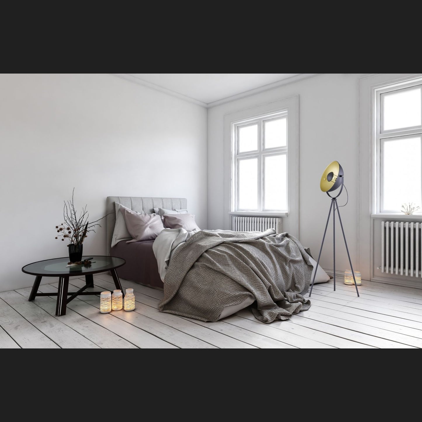 Chewy  - Floor lamp - Black - Gold - Reality