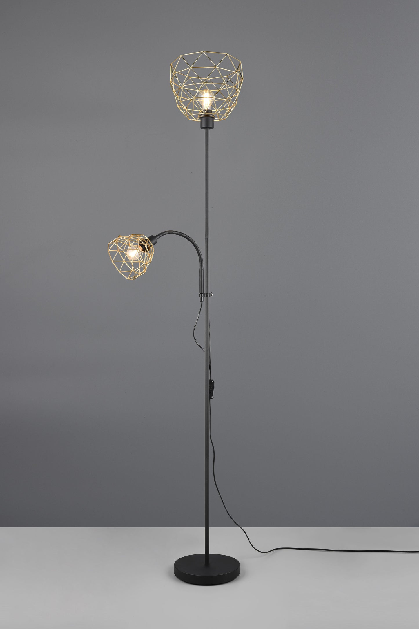 Haval  - Floor lamp - Brass Polished - Reality