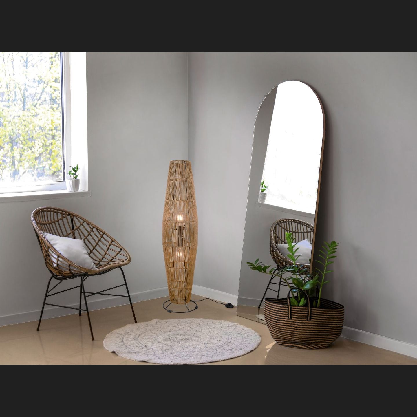 Miki  - Floor lamp - Brown - Reality
