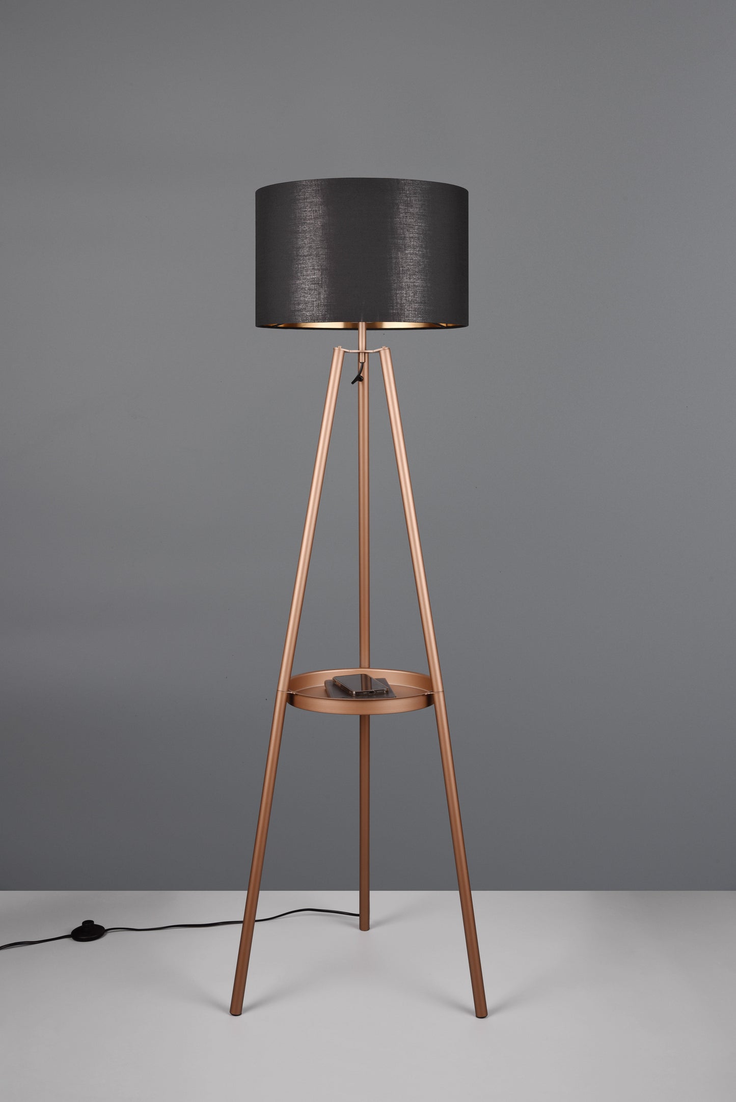 Colette  - Floor lamp - Black - Gold - Reality