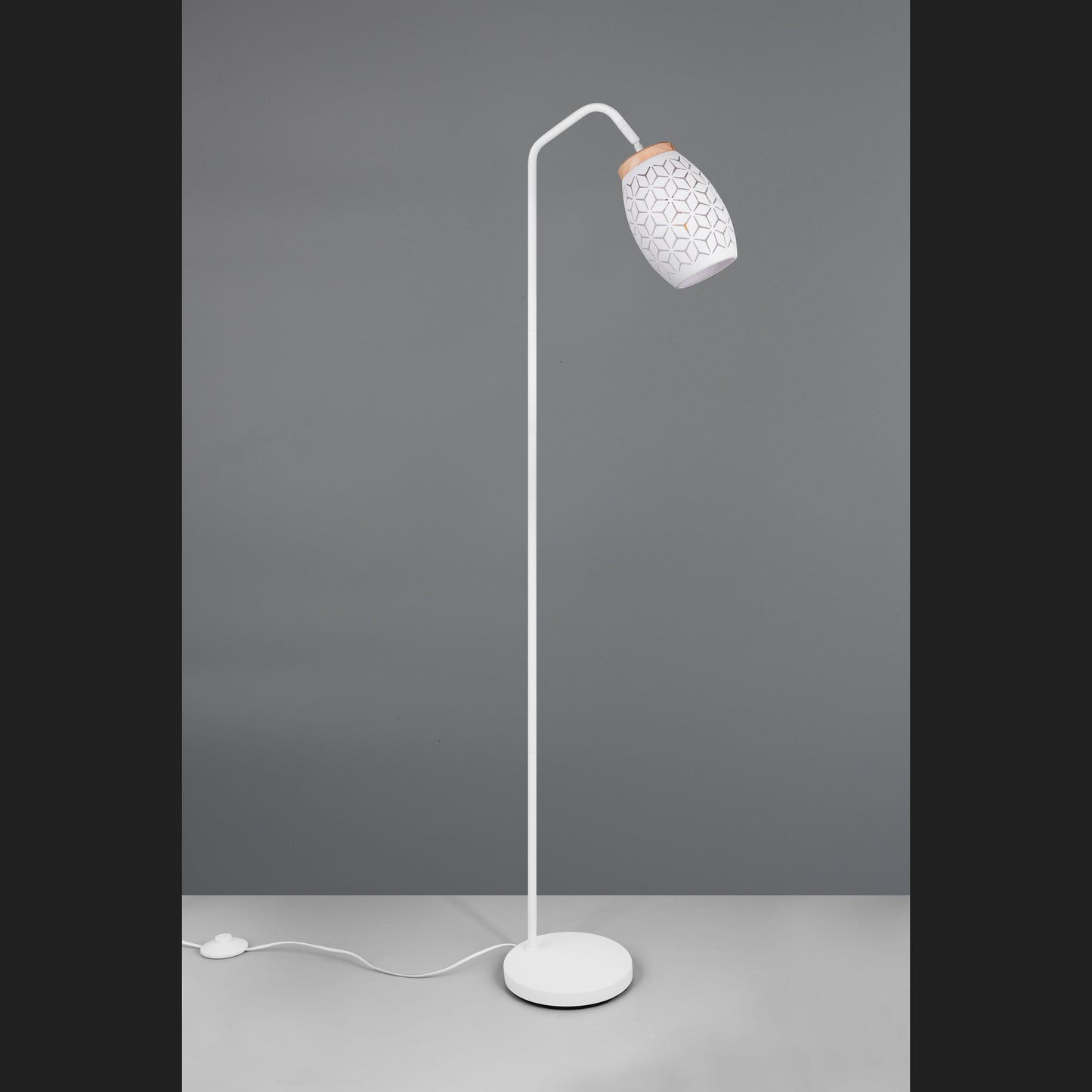 Bidar - Floor Lamp - White Matt - Reality - R41571031