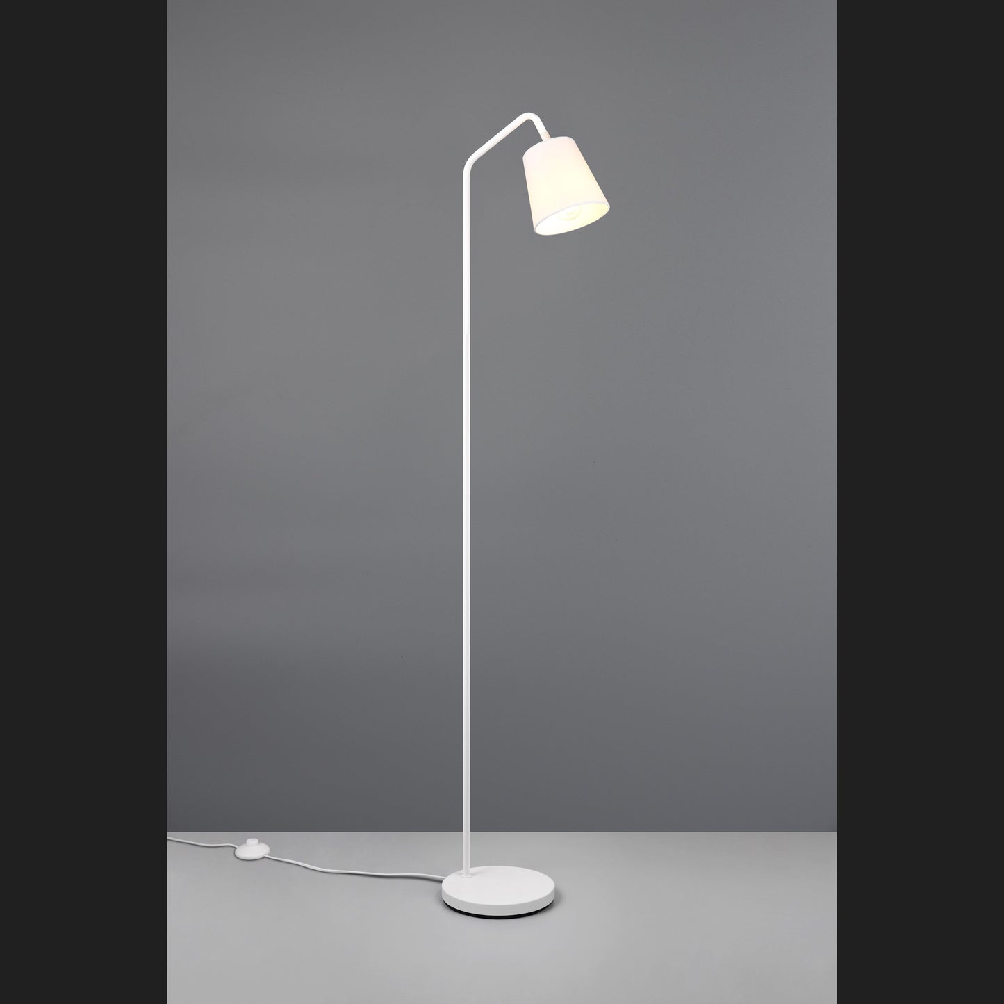 Buddy  - Floor lamp - White - Reality