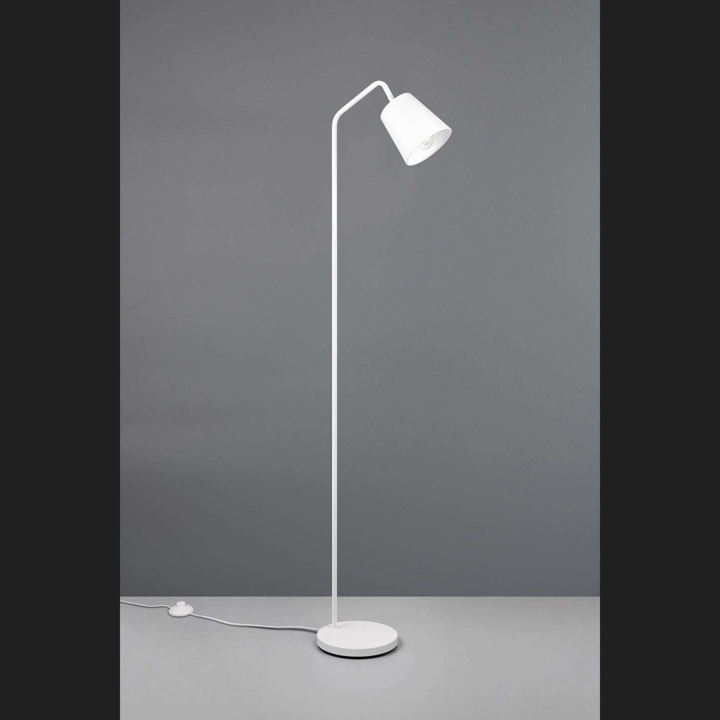 Buddy  - Floor lamp - White - Reality