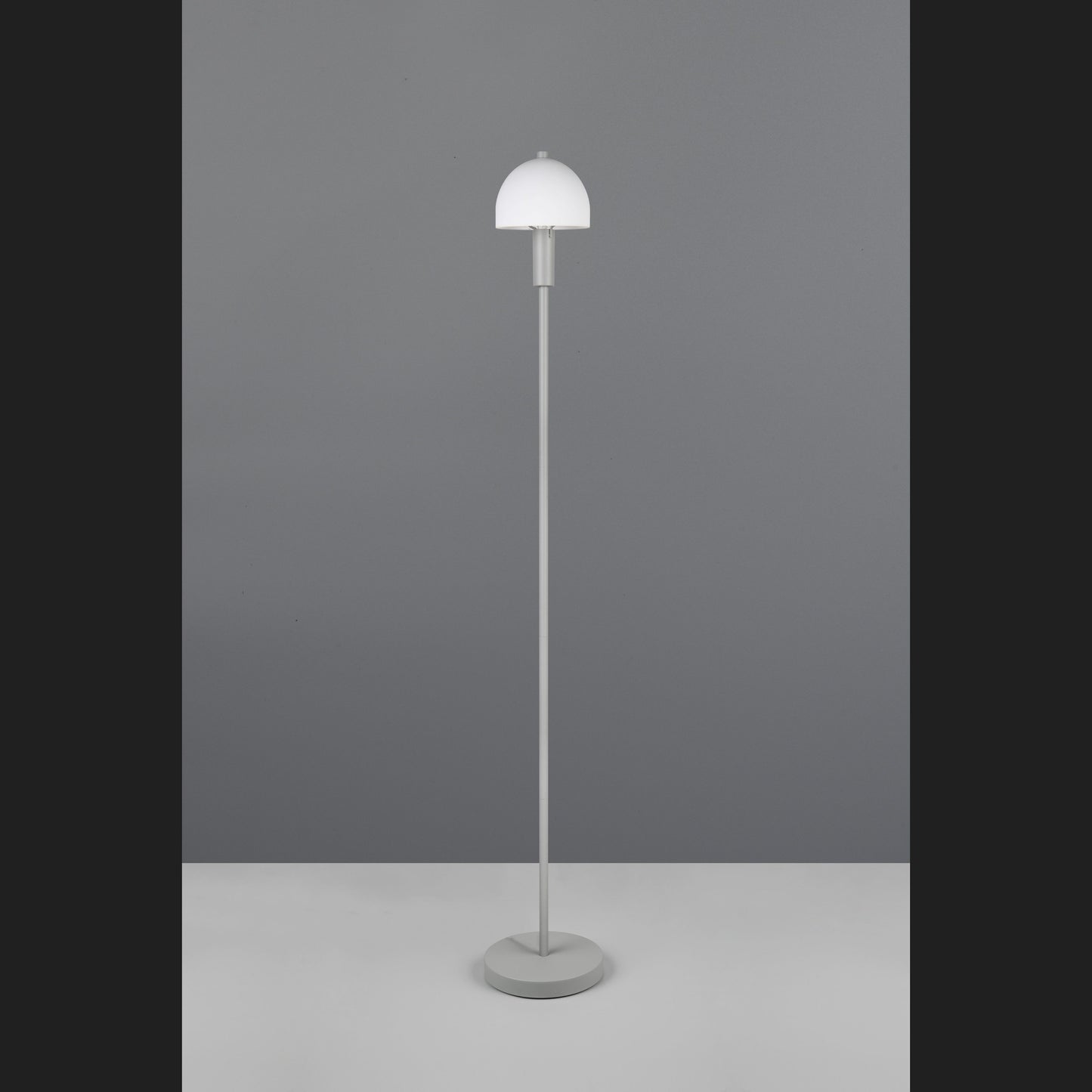 Glenn - Floor Lamp - White - Reality - R41961077