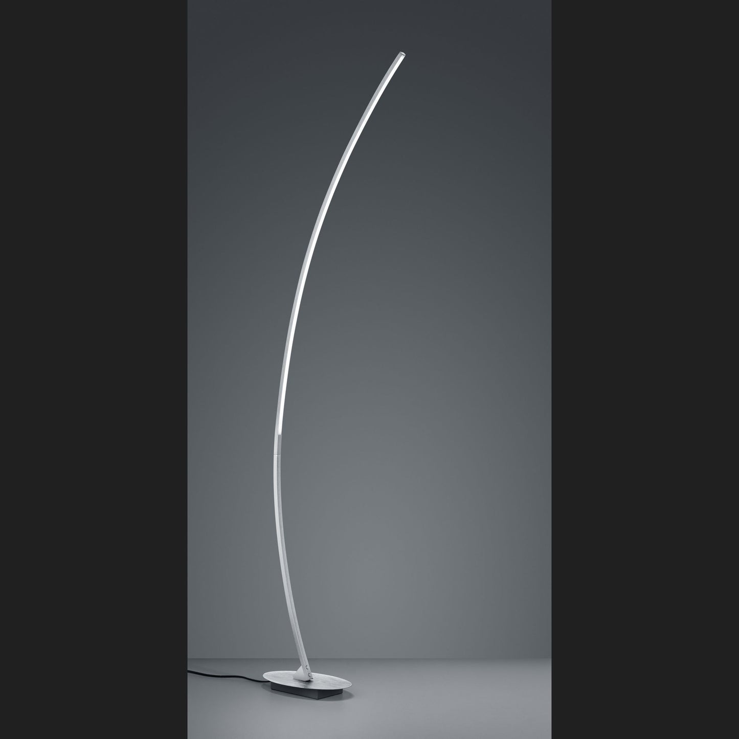 Solo  - Floor lamp - White - Reality