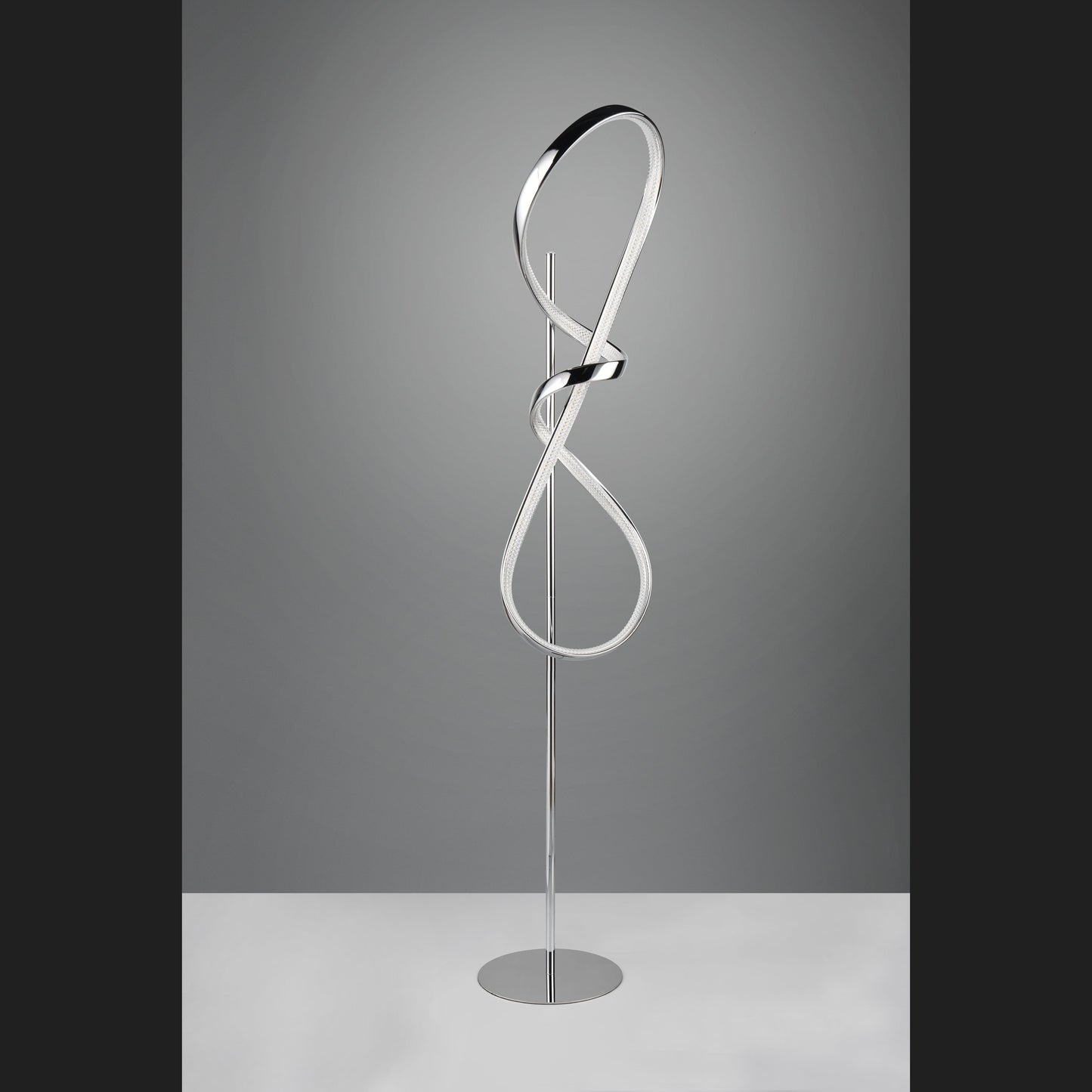 Padua  - Floor lamp - Chrome - Reality