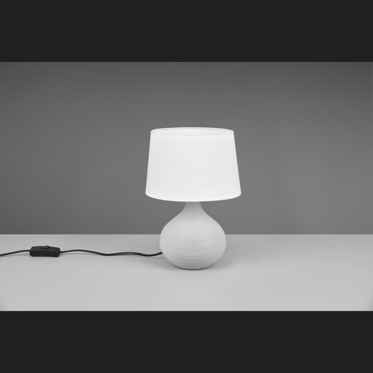 Martin  - Table lamp - White - Reality