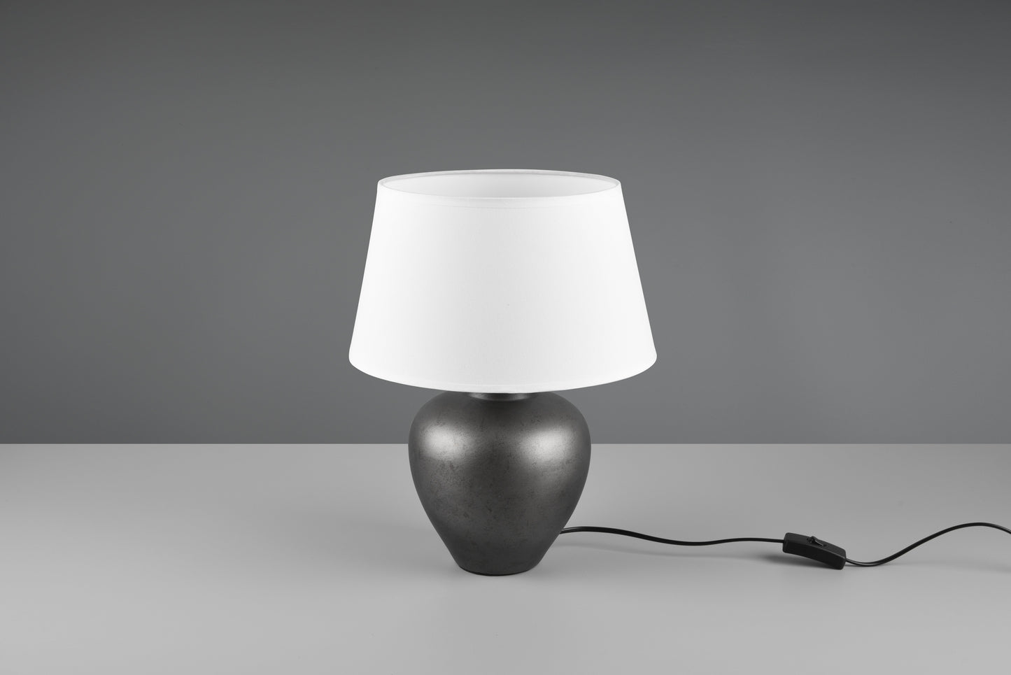 Abby  - Table lamp - White - Reality