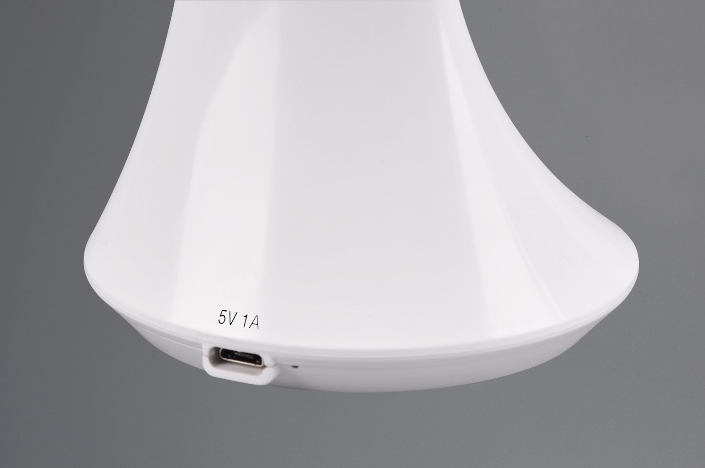 Patty  - Table lamp - White - Reality