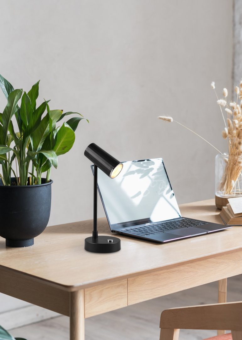 Lenny  - Table lamp - Black - Reality