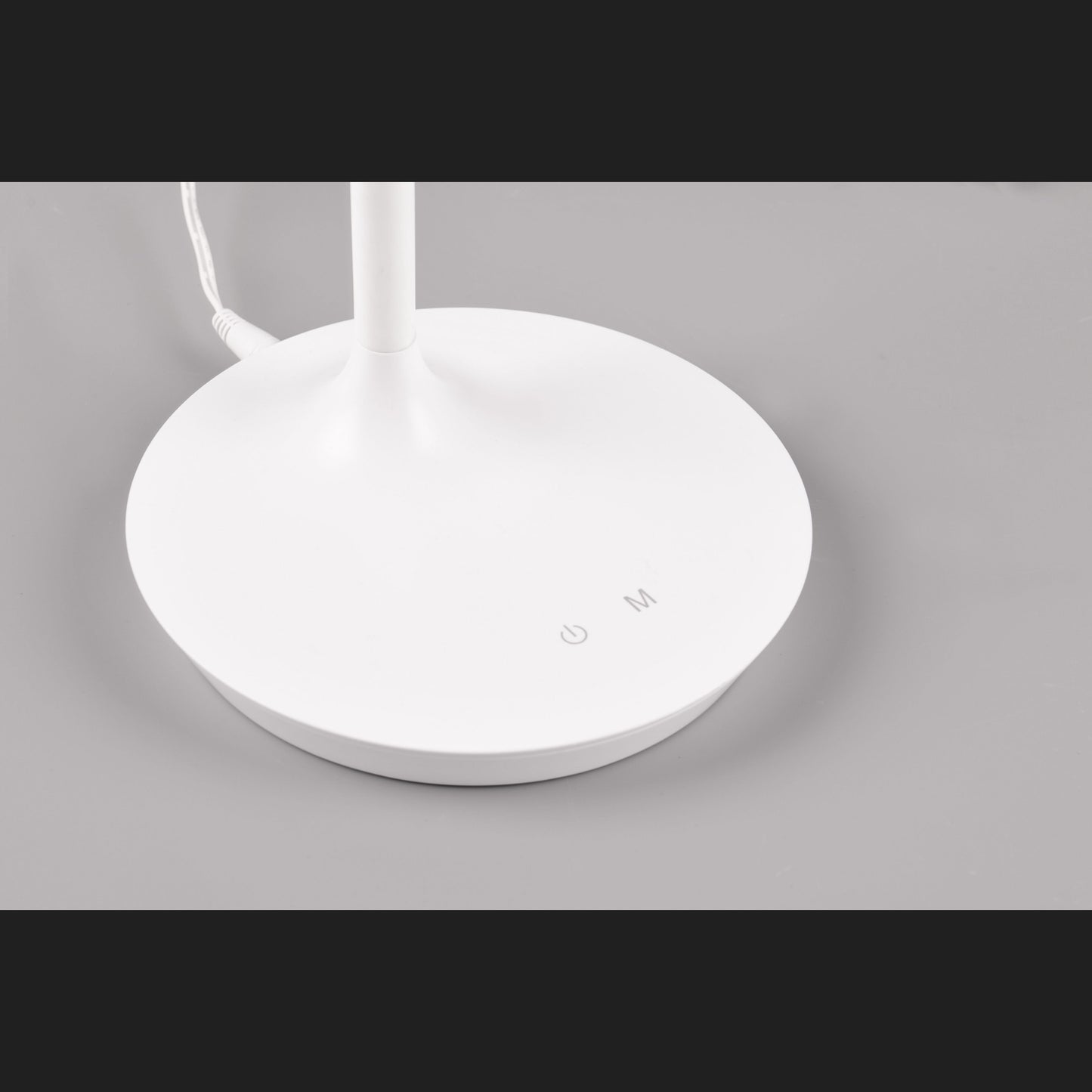 Toro  - Table lamp - White - Reality