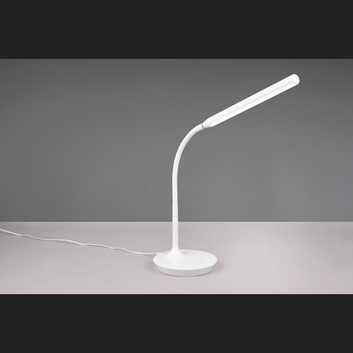 Toro  - Table lamp - White - Reality