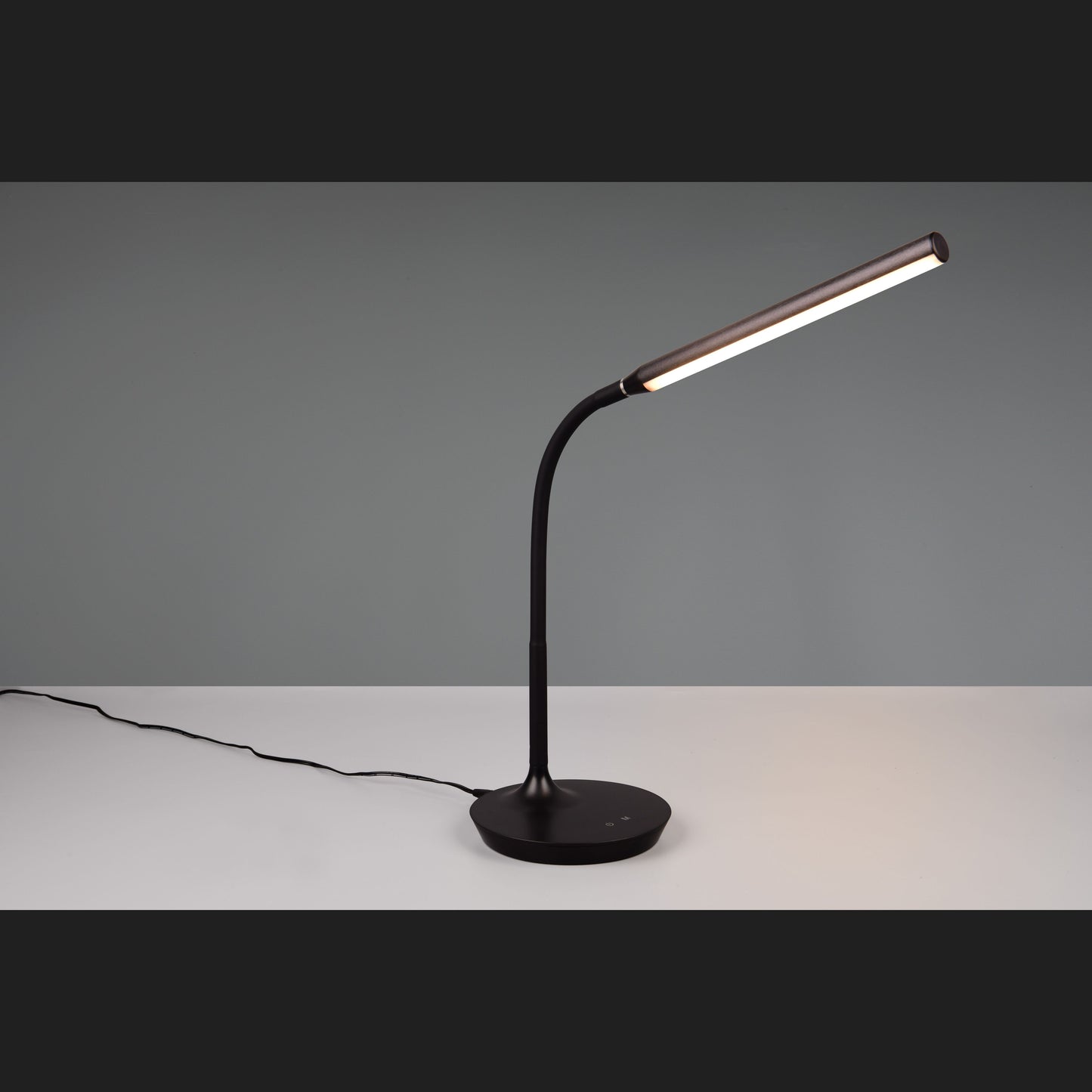 Toro  - Table lamp - Black - Reality
