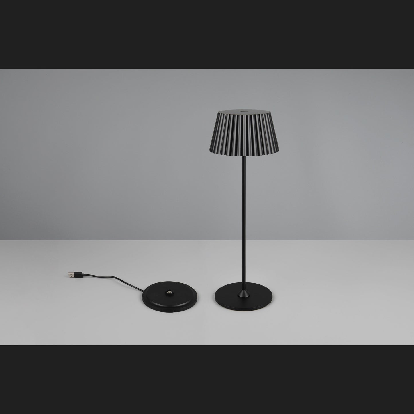 Suarez  - Table lamp - Black Matt - Reality