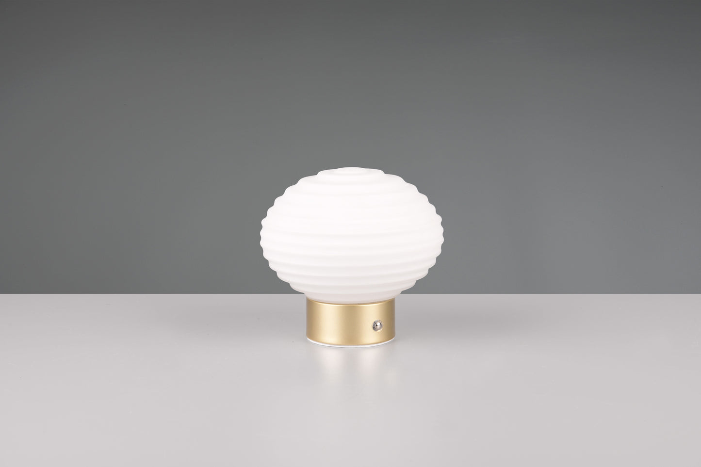 Earl  - Table lamp - White Matt - Reality