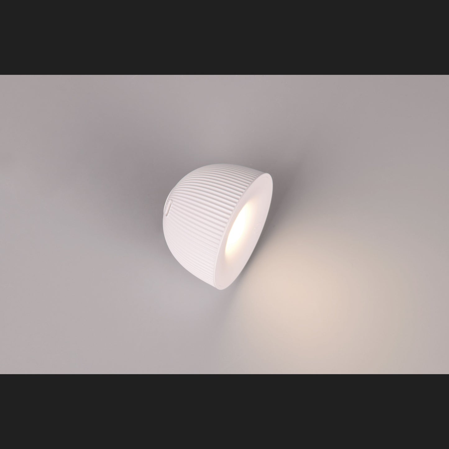 Maxima  - Table lamp - White - Reality