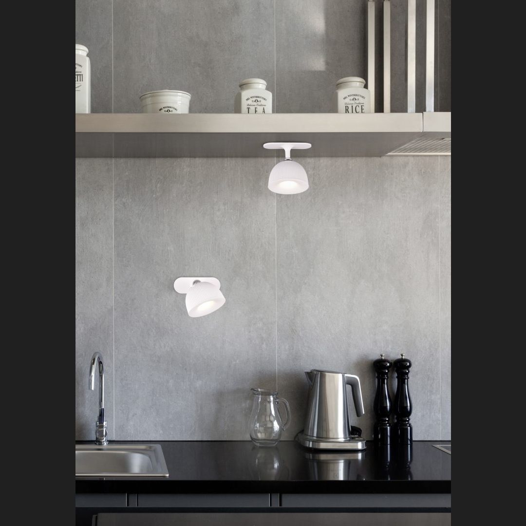 Maxima  - Table lamp - White - Reality