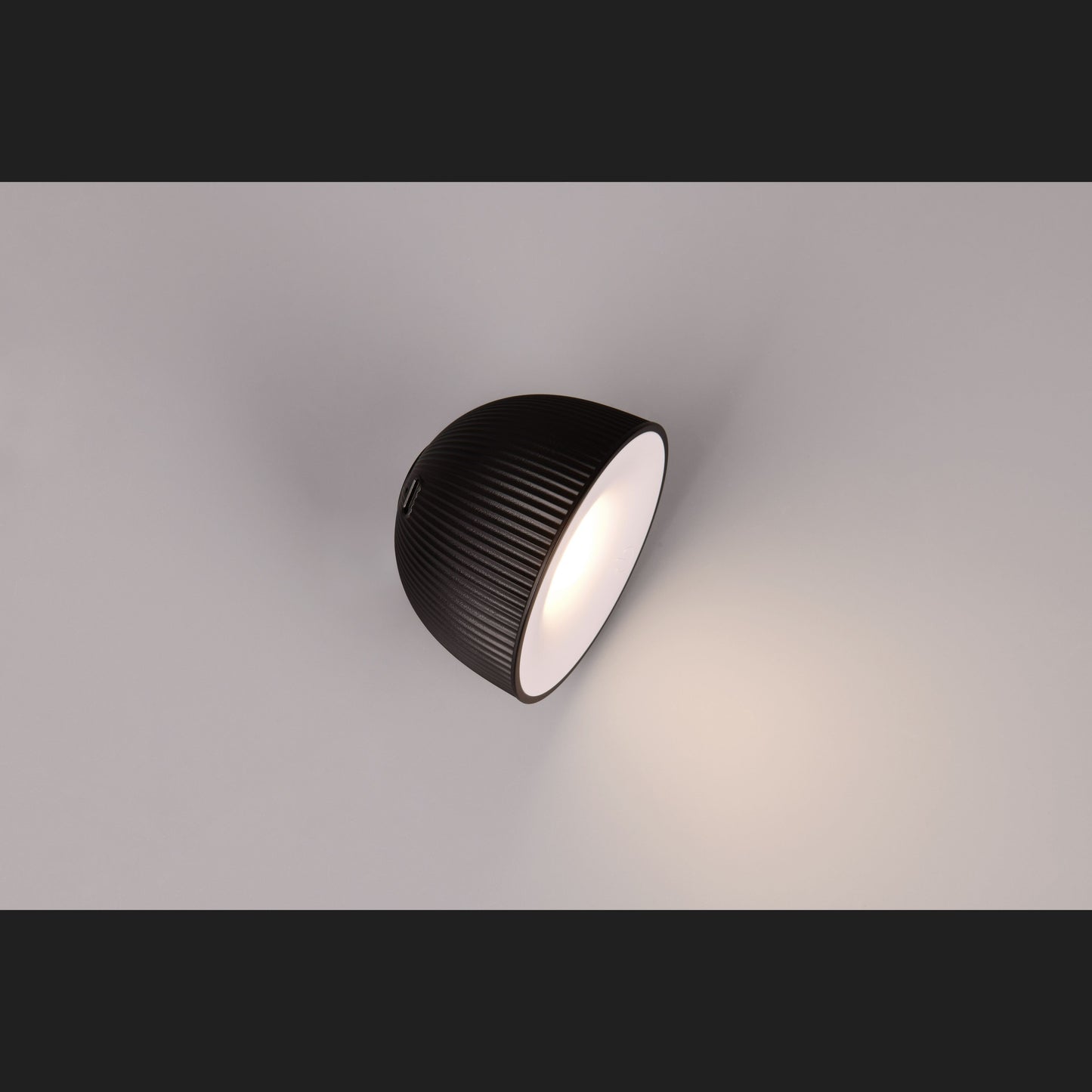 Maxima  - Table lamp - Black - Reality