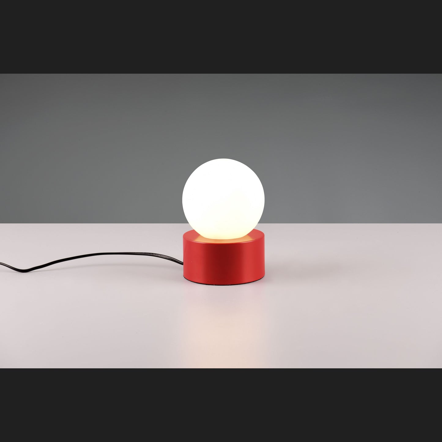 Countess  - Table lamp - White - Reality