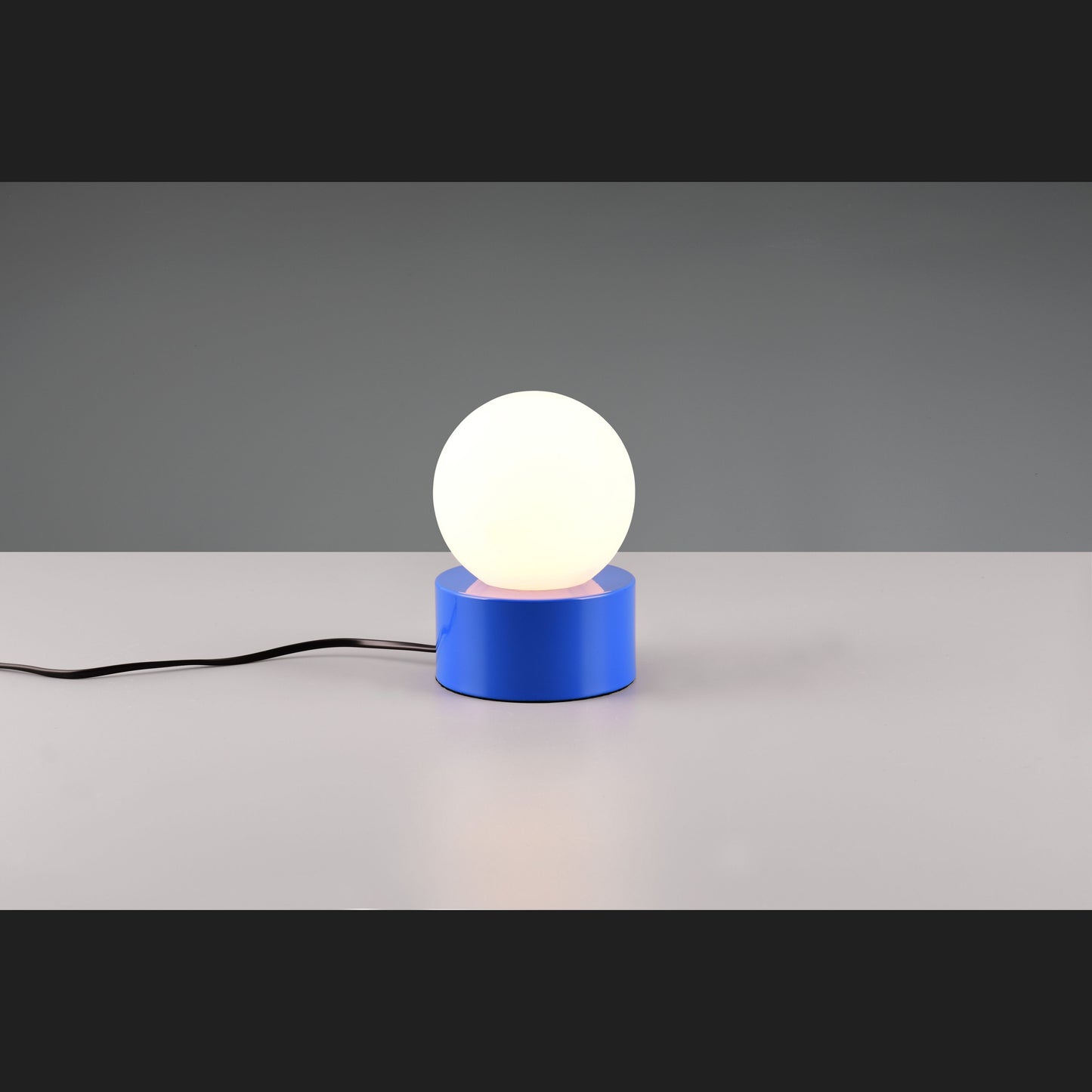 Countess  - Table lamp - White - Reality