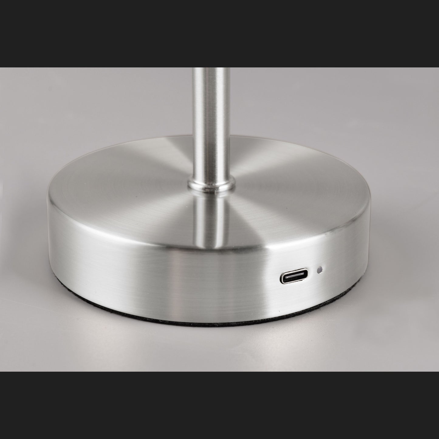 Jeff  - Table lamp - Nickel Matt - Reality