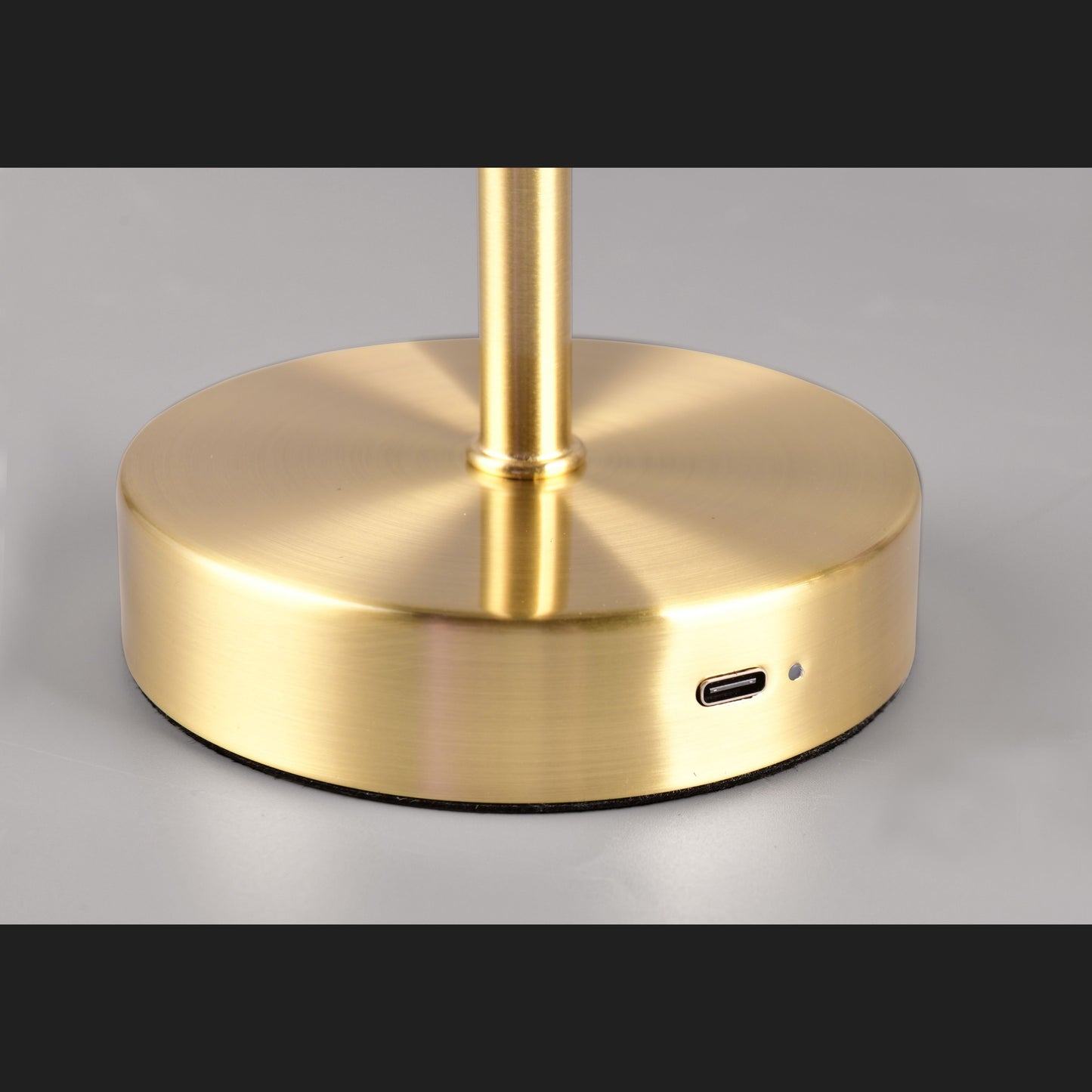 Jeff  - Table lamp - Brass Matt - Reality