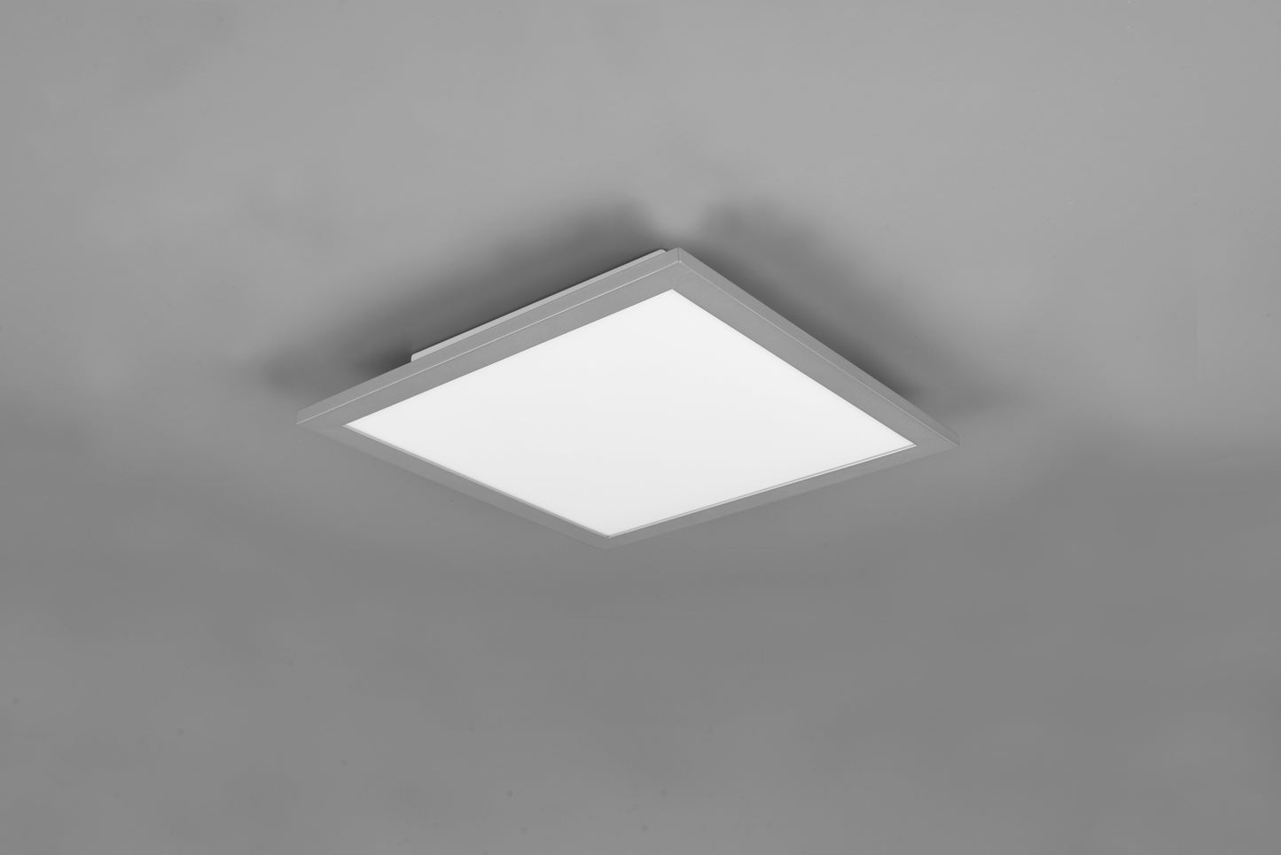 Alpha  - Ceiling lamp - Titan - Reality