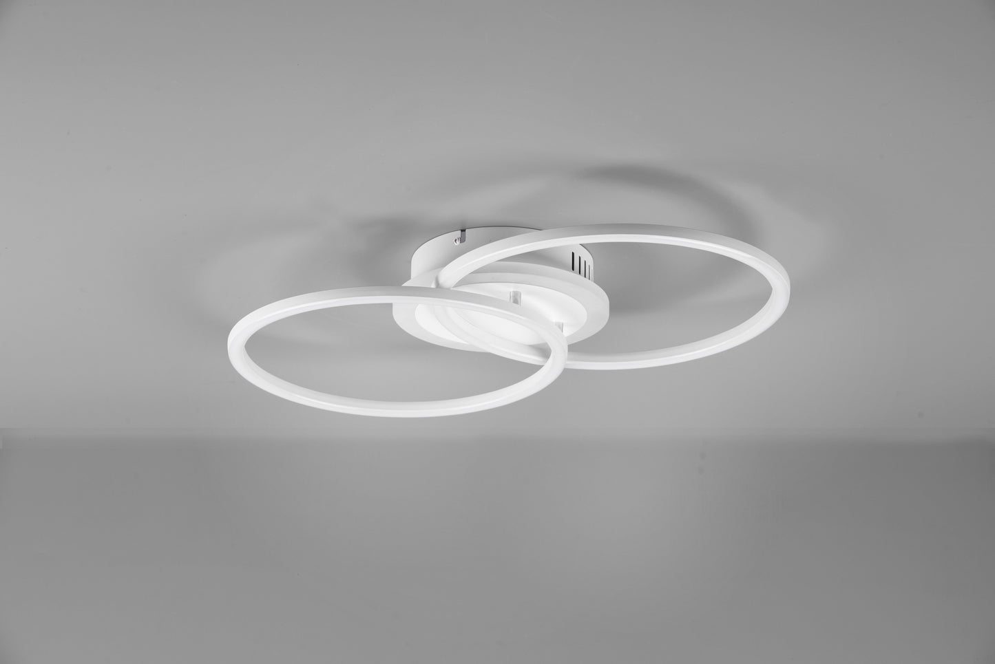 Venida  - Ceiling lamp - White Matt - Reality